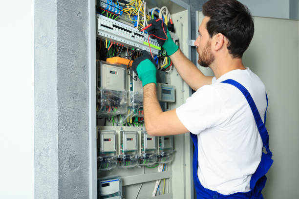 Best Electrician Near Me  in Cortland, IL